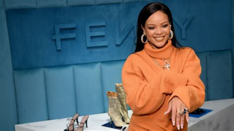 Rihanna Teases The Release Of Fenty Parfum Bin Black Information Network