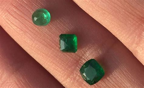 Types Of Gemstones Crystals And Gemstones Loose Gemstones Emeralds