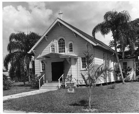 Punta Gorda Historic Buildings and Sites : 211 West Charlotte Avenue