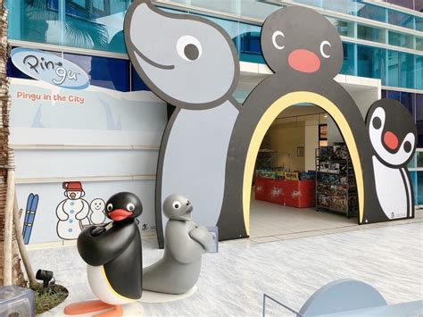 With a total of 220 brands, construction of the mall started in april 2014 and it officially opened on january 27, 2016. 林口三井Outlet夢幻雪白聖誕世界!「巨型PINGU、浪漫雪屋」超萌 ...