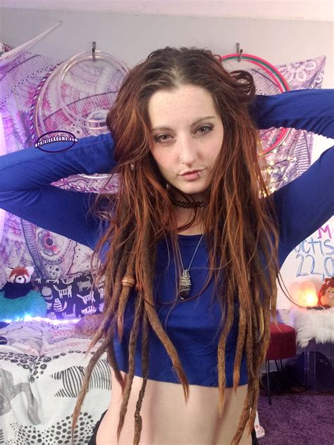 tw pornstars 1 pic braisleeadams twitter your favorite messy haired hippie is getting on