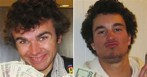 Cerita ini bukan dialami oleh pedagang sekoteng, melainkan pengalaman si pembeli sekoteng. Cerita Turki Paling Seram - Xiaominismes