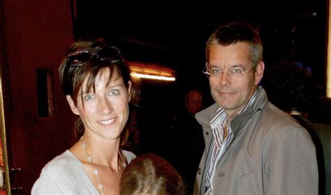 Carole Gaessler Avec Son Mari Franck Des D Buts Tr S Romantiques Gala