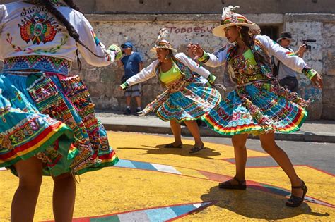 25 Bailes Típicos De Chile Zona Norte Centro Y Sur 2023