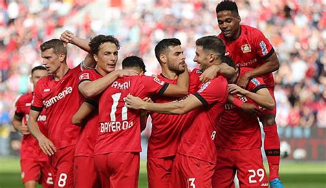 Die münchner behalten aber das. FC Augsburg gegen Bayer Leverkusen heute live im TV ...