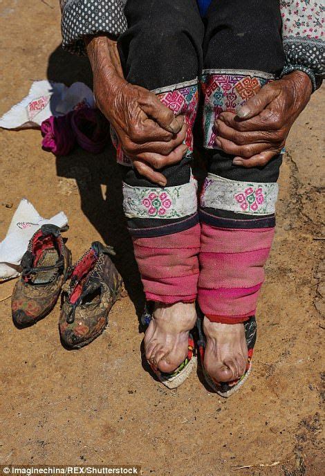 Elderly Chinese Villagers Show Off Their Bound Feet Women In China Chinese Women Women In