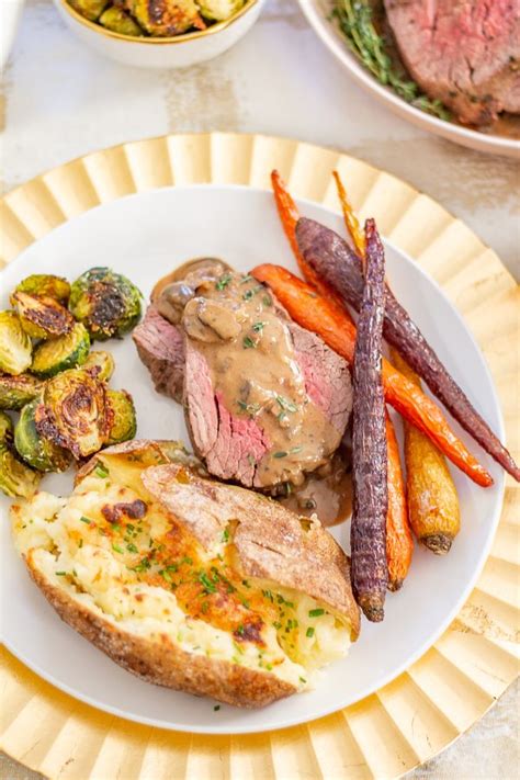 It's best made with beef tenderloin, although new york strip steak, sirloin tips and skirt steaks can also be used. Beef Tenderloin | What to Cook for Valentines Day - thekittchen