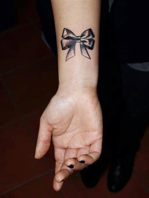 60 Sexy Bow Tattoos Meanings Ideas And Designs For 2019