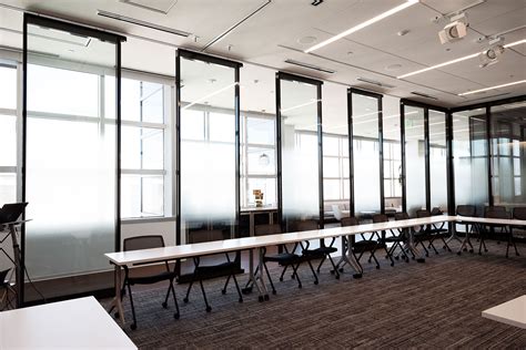 operable walls from modernfold offer flexible workspaces