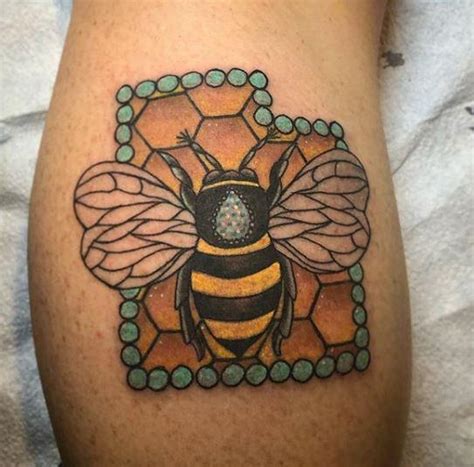 Painted Temple Tattoos Megyn Olivia Sparkly Bee On Honeycomb Utah Tattoo