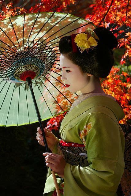 1000 images about japanese geisha on pinterest geisha japan kimonos and cherry blossoms
