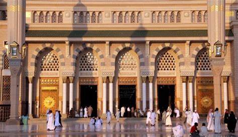 Pintu-Pintu Masjid Nabawi ~ Biro Umroh Al Anwar