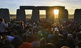 Miles celebran el solsticio de verano en Stonehenge - Primera Hora