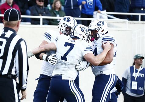 Byu Football Picks Up Big Win Against Michigan State The Daily Universe
