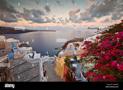 Oia Santorini Stockfotos Und Bilder Kaufen Alamy