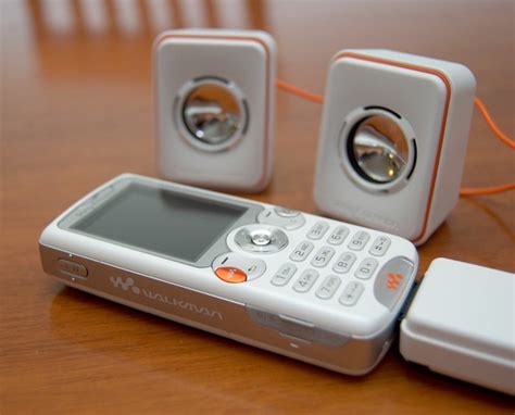 Sony Ericsson W810i White With Speakers Nick Takayama Flickr