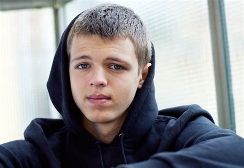Young Person Case Study Lee Tact Fostering