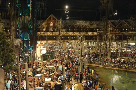 Hook Line And Sinker Bass Pro Opens At Memphis Pyramid