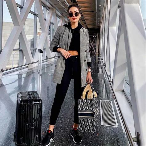 2 Travel Outfit Ideas Read This First