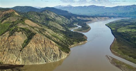Geology On The Yukon River Yukon Charley Rivers National Preserve