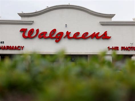 Video Of Walgreens Security Guard Fatally Shooting Alleged Shoplifter Released By District