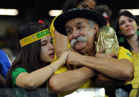 The brazil versus germany (german: "世界一のブラジルサポーター"が死去…W杯ドイツ戦の涙で有名に | サッカーキング