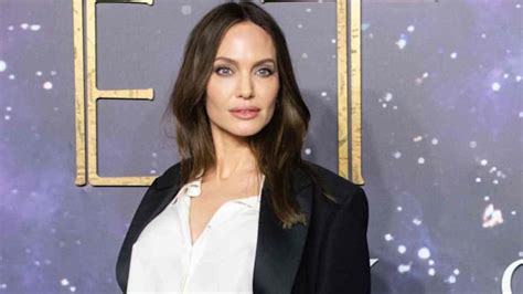Angelina Jolie Looks Identical To Daughter Shiloh In Age Defying New Photo Hello