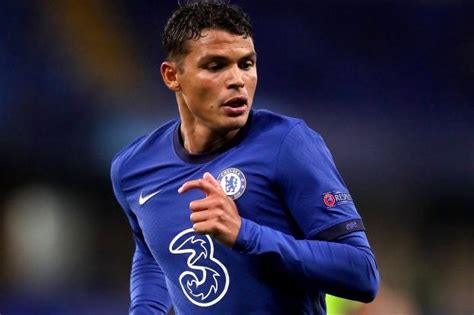 Thiago silva jorginho and mount celebrate chelsea's final goal vs atletico madrid in champions. Chelsea lên kế hoạch giữ chân trung vệ Thiago Silva