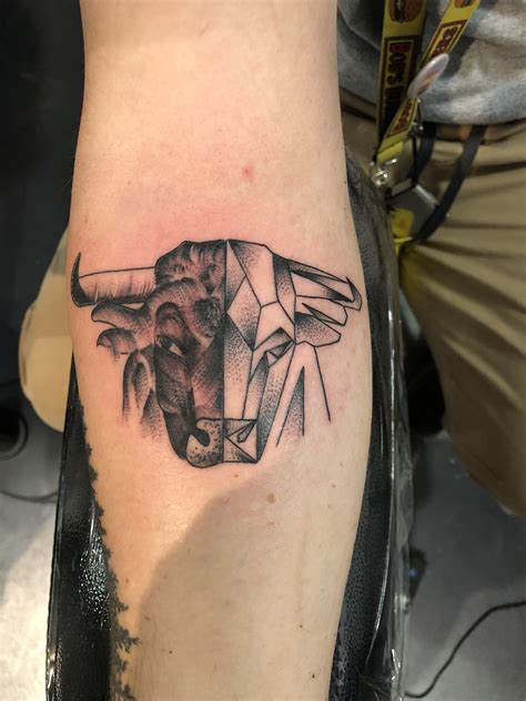 Top 74 Geometric Bull Tattoo Super Hot Incdgdbentre