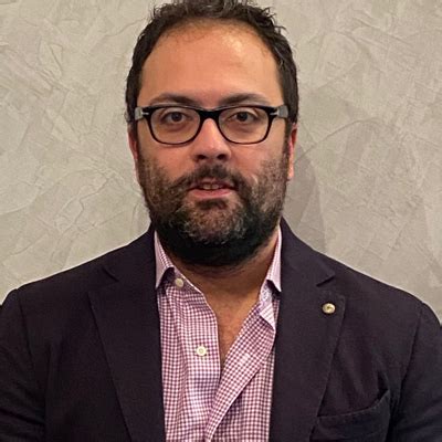 Suddivisione delle aree operative per garantire la massima professionalità in ogni area assicurativa e finanziaria. Carlo Alberto Natali - Reale Mutua Agenzia di Venaria