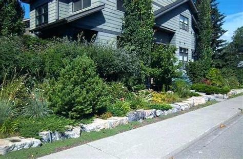 The range, elsie margaret house, william prance road, plymouth, pl6 5zd registered no. Image result for eden edging stone | Landscape borders ...