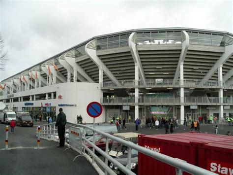 They play their home games at nya ullevi, which is located at skånegatan, gothenburg. Gamla Ullevi - StadiumDB.com