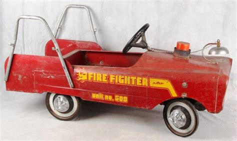 Vintage Red Metal Amf 50s Unit No 508 Fire Fighter Pedal Car W Bell