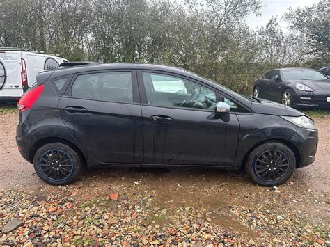 2010 Ford Fiesta 16 Tdci Econetic 5dr Hatchback Diesel Manual Ebay