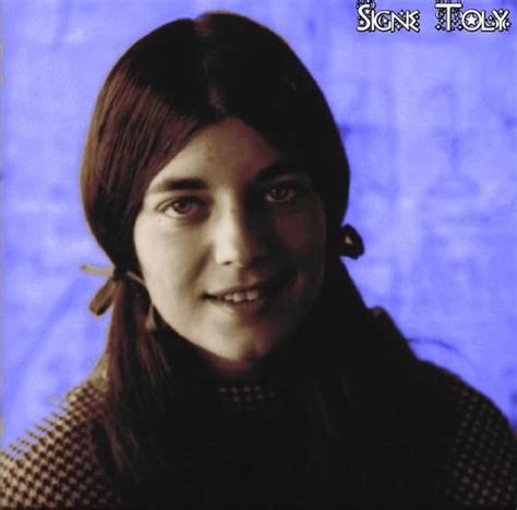 the original female lead vocalist for the jefferson airplane signe toly anderson 1965 1966
