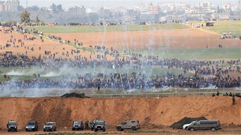 Gaza Protests Israeli Troops Fire On Palestinian Crowds Killing At