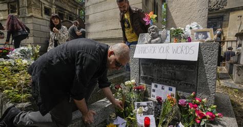 50 Years After His Death Fans Honor Jim Morrison In Paris