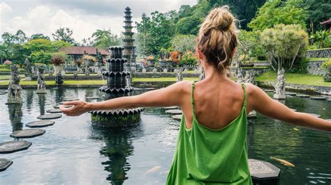 Bali Back To No1 With Holidaying Aussies The Australian