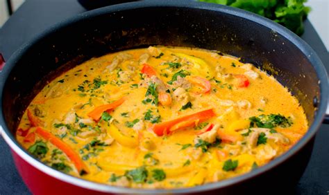 Add chicken stock, coconut milk, curry powder, salt, red pepper flakes and rice. Authentic Thai Red Curry | Curry recipes, Easy chicken ...