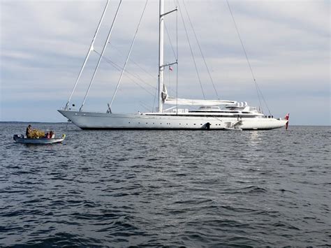 Worlds Largest Single Masted Sailing Yacht Visits Penobscot Bay