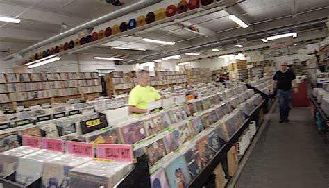 A Visit To Legendary Jerrys Records In Pittsburgh Pa Tracking Angle