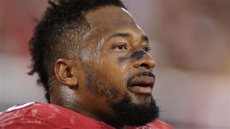 NFL Star Darnell Dockett Live Tweets And Orders Pizza During Jury Duty At United States Court