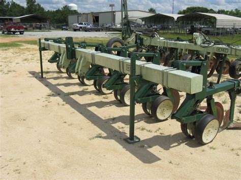 2012 Kmc Kmc Wide Sweep 6 Row Crop Cultivator Tillage John Deere