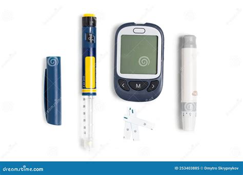 Blodsocker Glukometer Med Insulinpenna Mot Vit Bakgrund Isolera