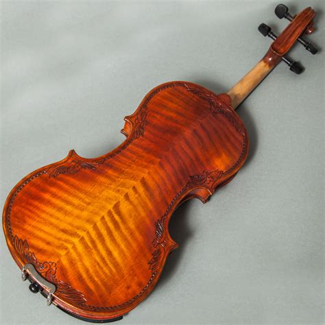 Beautiful Hand Carved Pattern Violin 44 Open Clear Tone Two Piece Map