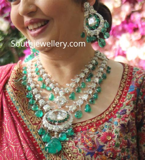 Nita Ambani In Diamond Emerald Jewellery Indian Jewellery Designs