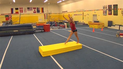 Cartwheel Drills Gymnastics Skills Tumbling Gymnastics Gymnastics