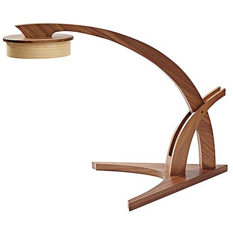 From leaning to writing to secretary, we have the desk style you need. Prairie-Grass Desk Lamp Woodworking Plan from WOOD Magazine