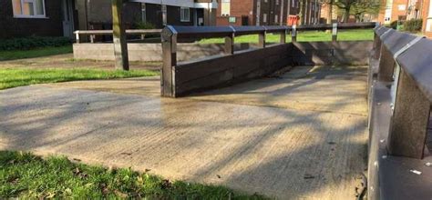 Plastic Flood Barriers Provide ‘ring Of Steel In Lincolnshire Wwt