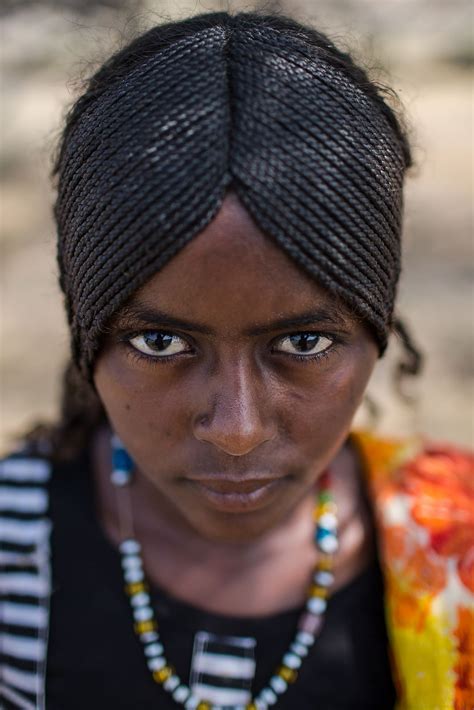 All Sizes Afar Tribe Girl With Necklace And Braided Hair Danakil
